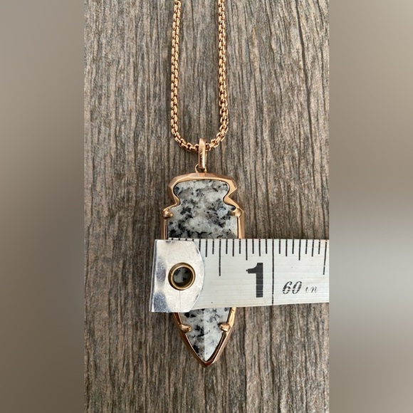 Kendra Scott Kimmy Necklace Rose Gold Gray Granite Stone - Picture 3 of 5